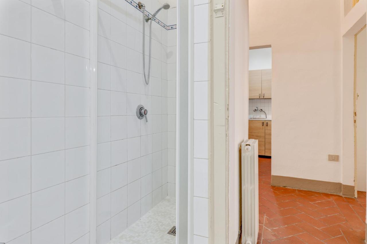 Apartamento Dimora Fillungo - Affitti Brevi Italia Lucca Exterior foto